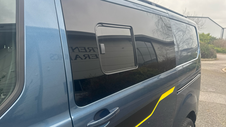 Ford Transit Custom 280 L1 Diesel Fwd 2.0 EcoBlue 130ps Low Roof Limited Van